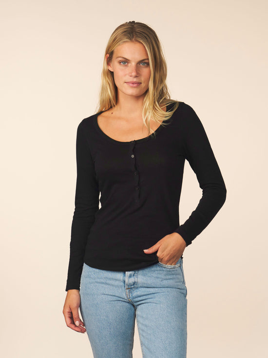 women’s cotton cashmere long sleeve henley - black