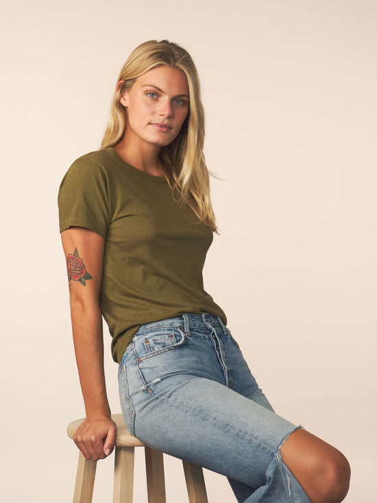 women’s cotton cashmere tee - olive