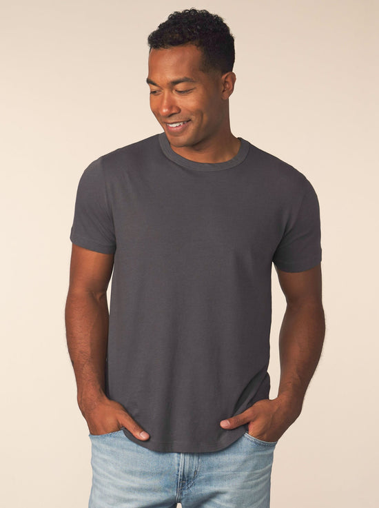 men’s cotton cashmere tee - carbon